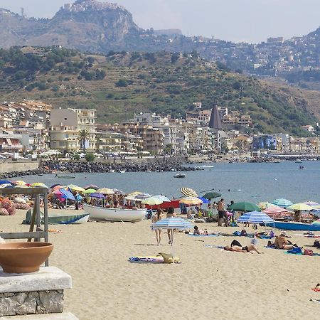Casa Martina Lejlighed Giardini Naxos Eksteriør billede